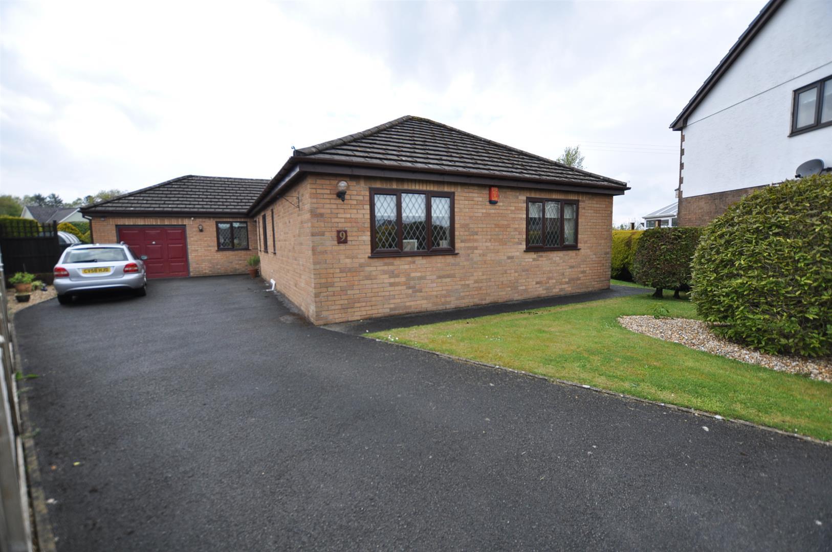 Properties Page 5 Terry Thomas & Co Estate Agents in